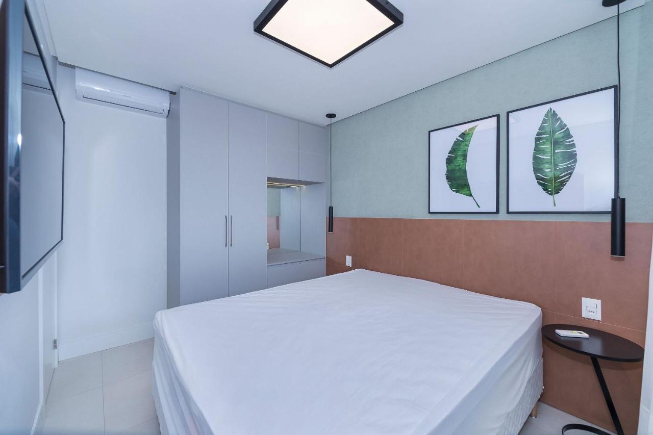 Adra 301 - Apartamento No Centro De Bombinhas - Rooftop Com Piscina E Academia - A Poucos Metros Da Praia - ภายนอก รูปภาพ