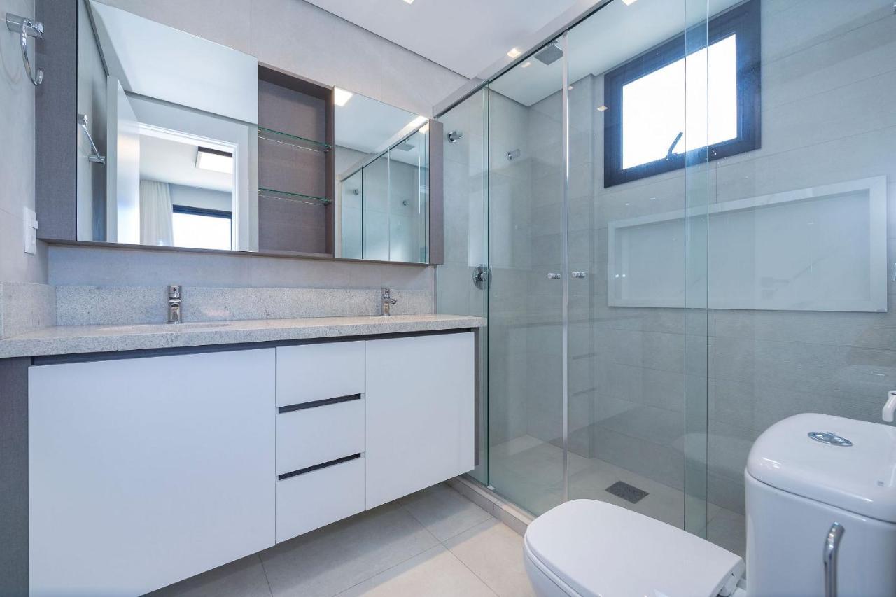 Adra 301 - Apartamento No Centro De Bombinhas - Rooftop Com Piscina E Academia - A Poucos Metros Da Praia - ภายนอก รูปภาพ