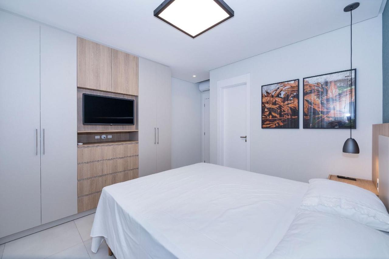 Adra 301 - Apartamento No Centro De Bombinhas - Rooftop Com Piscina E Academia - A Poucos Metros Da Praia - ภายนอก รูปภาพ