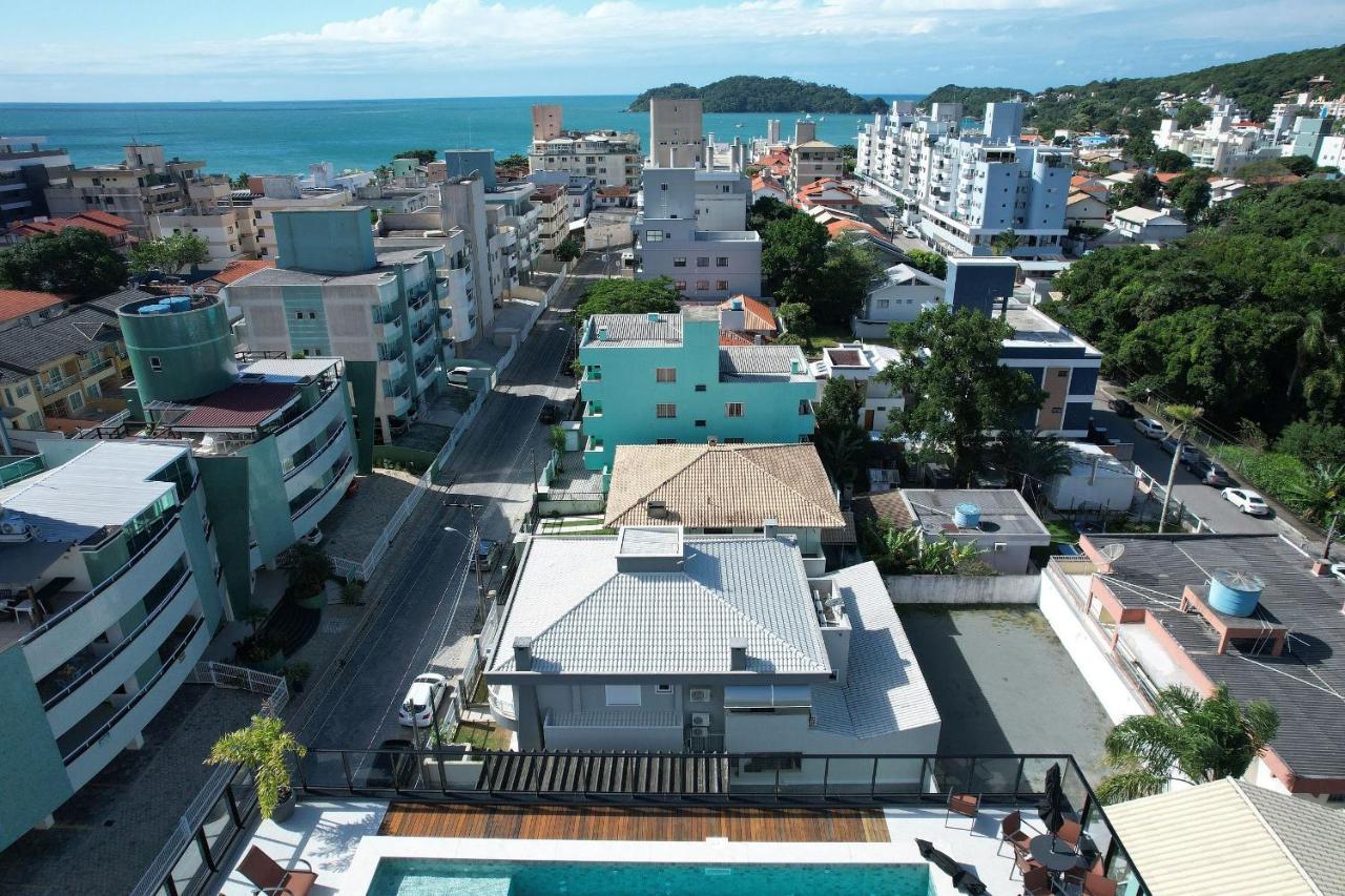 Adra 301 - Apartamento No Centro De Bombinhas - Rooftop Com Piscina E Academia - A Poucos Metros Da Praia - ภายนอก รูปภาพ