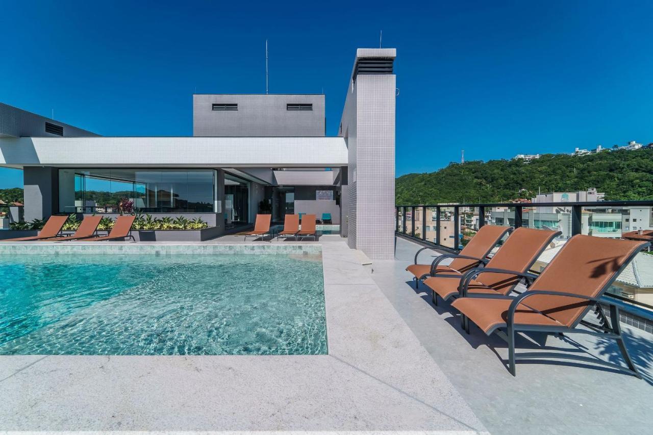 Adra 301 - Apartamento No Centro De Bombinhas - Rooftop Com Piscina E Academia - A Poucos Metros Da Praia - ภายนอก รูปภาพ