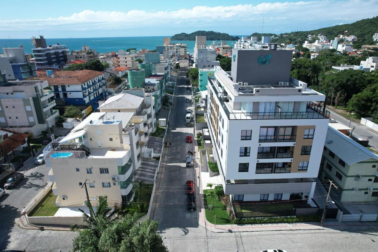 Adra 301 - Apartamento No Centro De Bombinhas - Rooftop Com Piscina E Academia - A Poucos Metros Da Praia - ภายนอก รูปภาพ