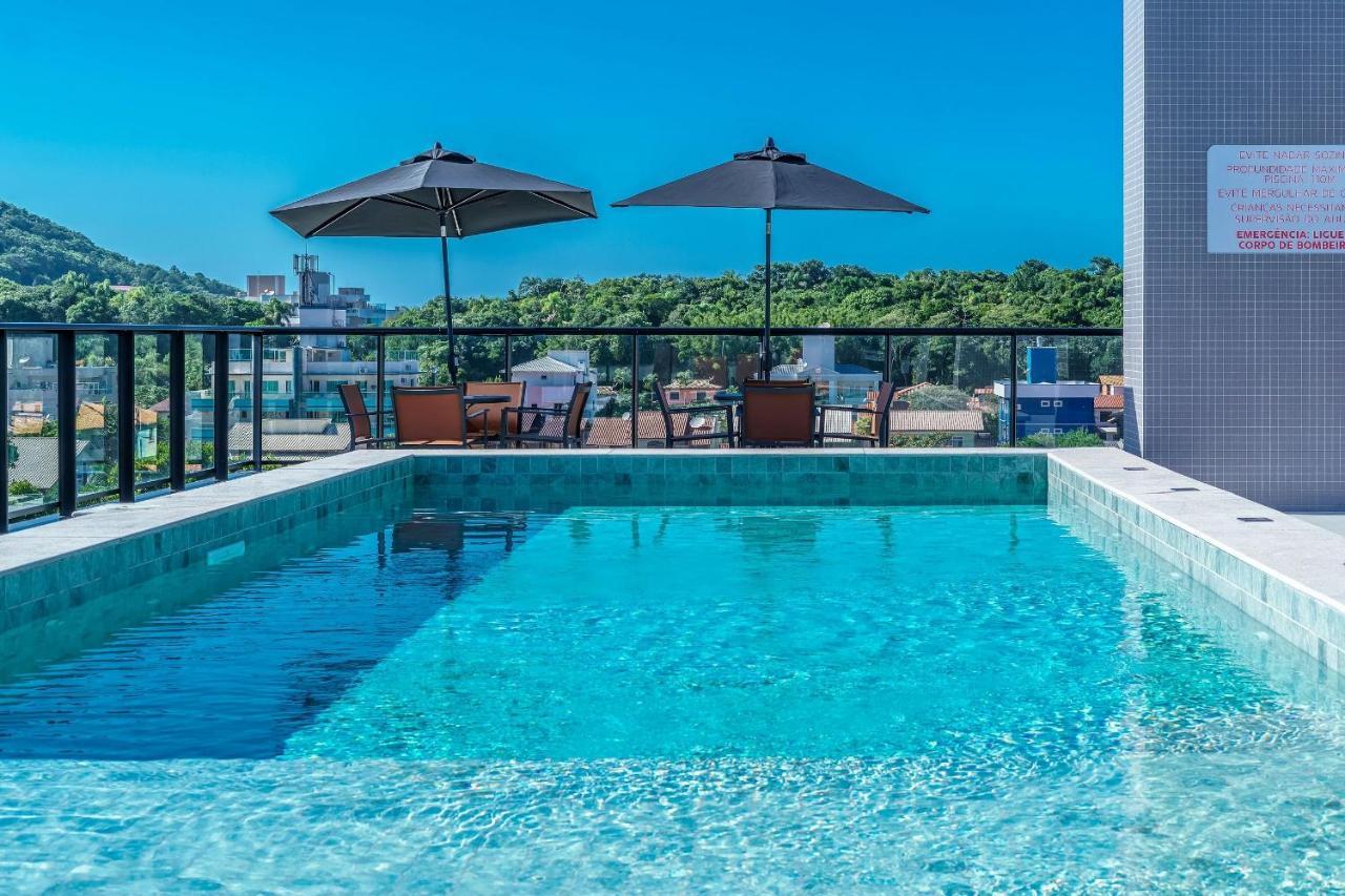 Adra 301 - Apartamento No Centro De Bombinhas - Rooftop Com Piscina E Academia - A Poucos Metros Da Praia - ภายนอก รูปภาพ